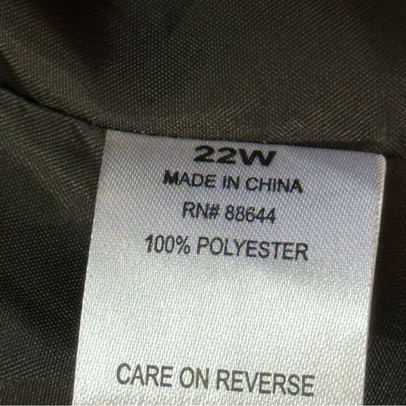 John Meyer collection women’s size 22W front zip jacket,‎ black, and white color - Picture 9 of 13